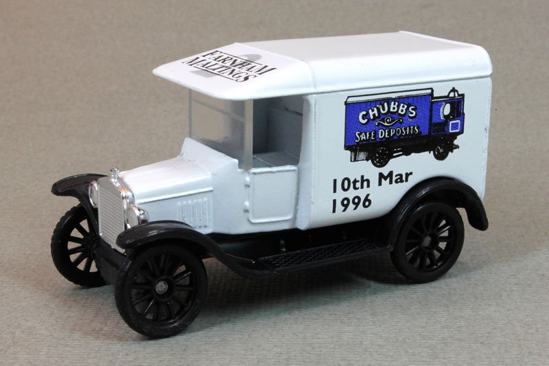 1996 1921 Ford Model T White: Image 2
