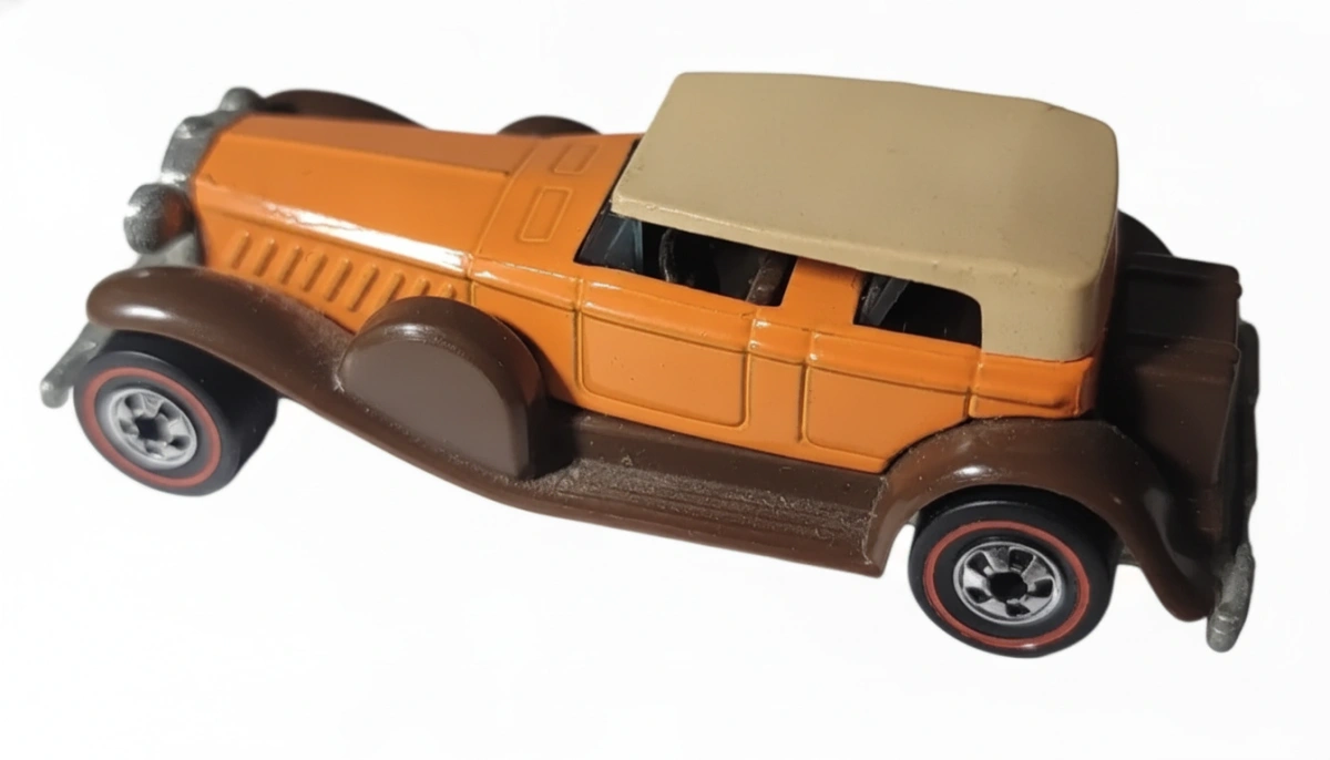 1977 31 Doozie Orange: No Package: Image 2