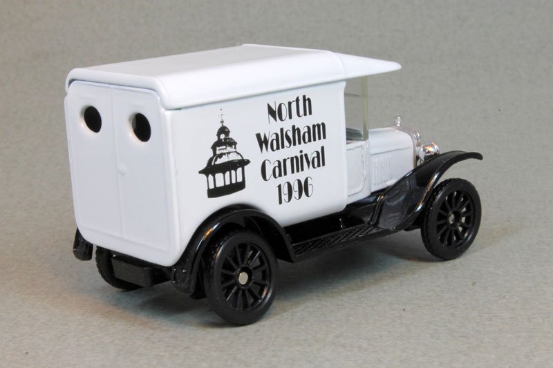 1996 1921 Ford Model T White: Image 3