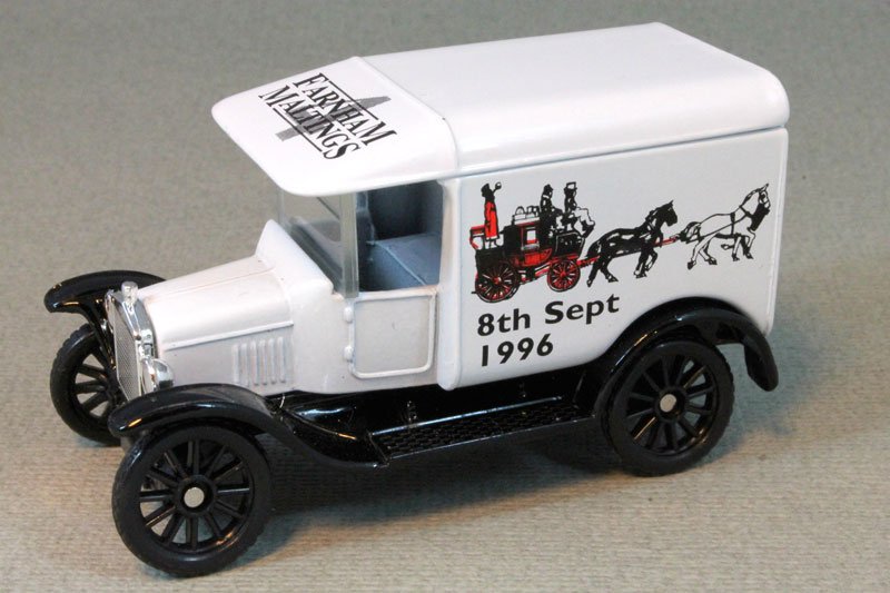1996 1921 Ford Model T White: Image 2