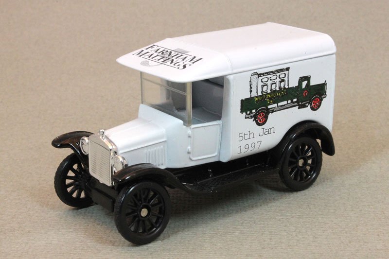 1997 1921 Ford Model T White: Image 2