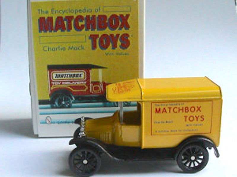 1997 1921 Ford Model T Yellow: Image 3