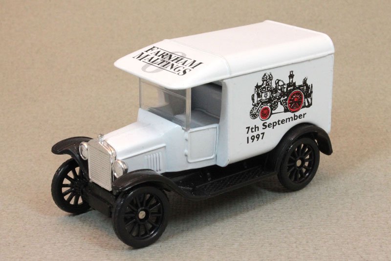 1997 1921 Ford Model T White: Image 2