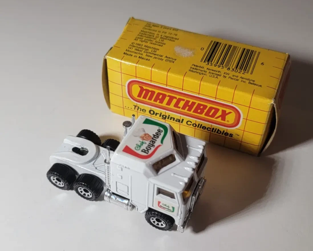 1985 Kenworth Cabover Aerodyne White: Box: Image 2