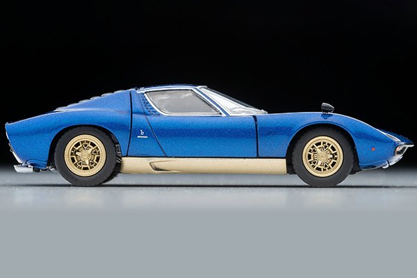 2025 Lamborghini Miura SV Blue: Image 4