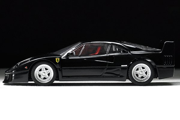 2020 Ferrari F40 Black: Image 5