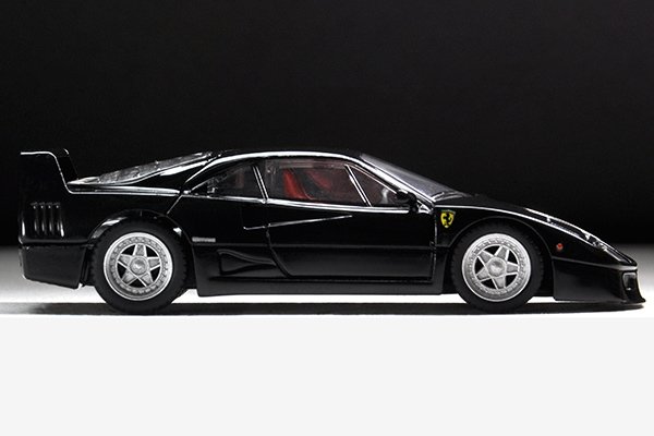 2020 Ferrari F40 Black: Image 6