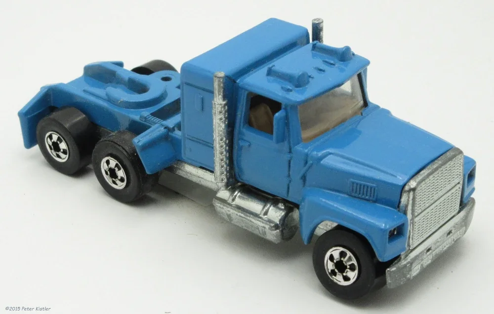 1982 Ford LTL Blue: Image 2
