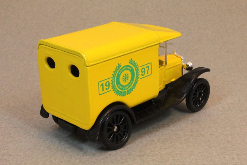 1997 1921 Ford Model T Van Yellow: Image 2