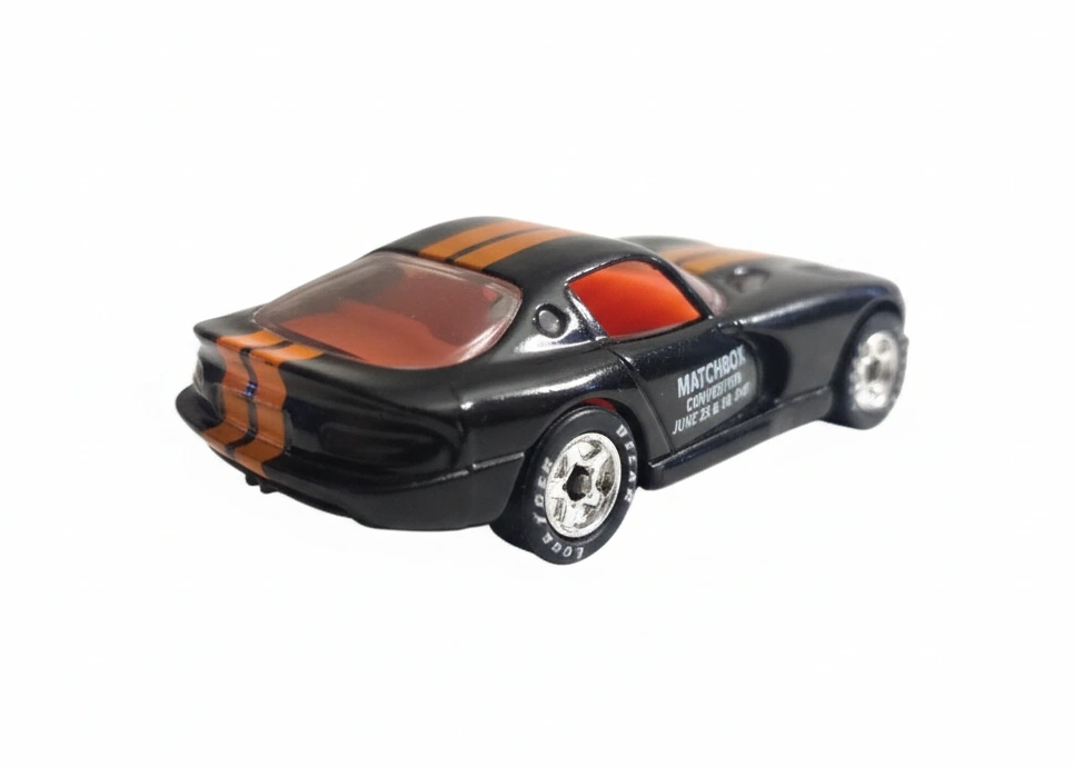1997 Dodge Viper GTS Black: No Package: Image 2