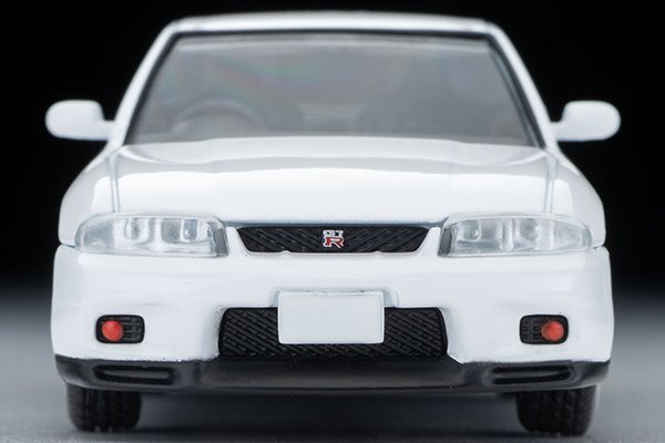 2022 Nissan Skyline GT-R Autech 40th Anniversary Version White: Image 5