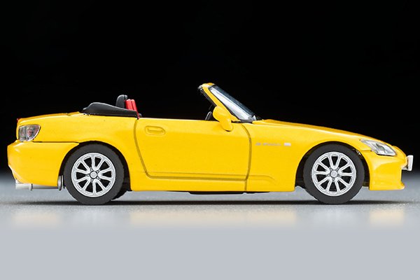 2023 Honda S2000 Yellow: Image 5