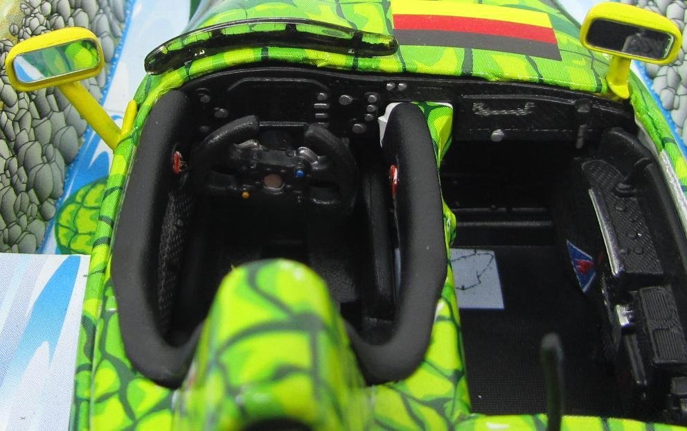 2000 R8 LMP Crocodile: No package: Image 12