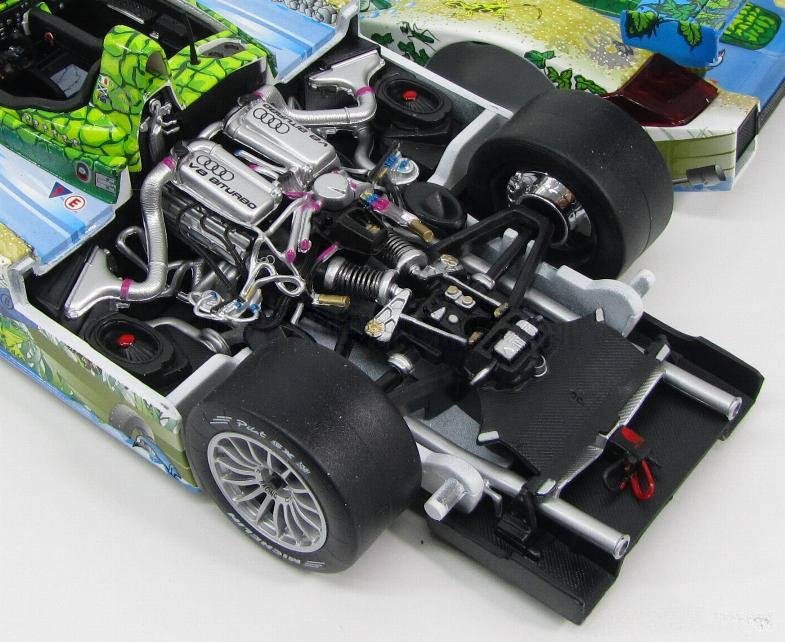 2000 R8 LMP Crocodile: No package: Image 13