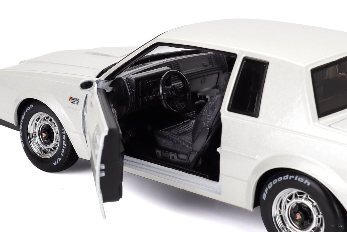 1987 Grand National White: No package: Image 16