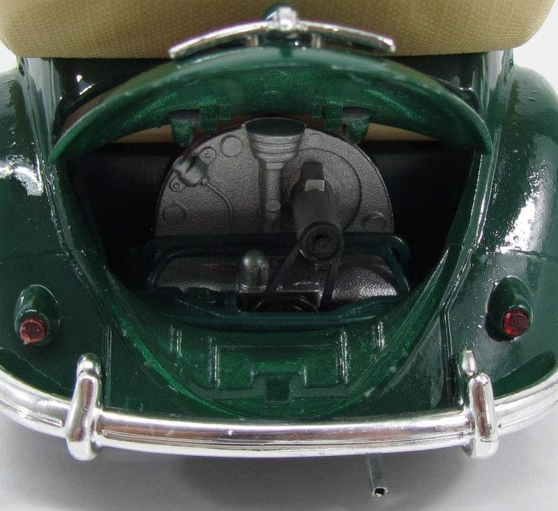 1951 Beetle Cabriolet Open Green: No package: Image 2