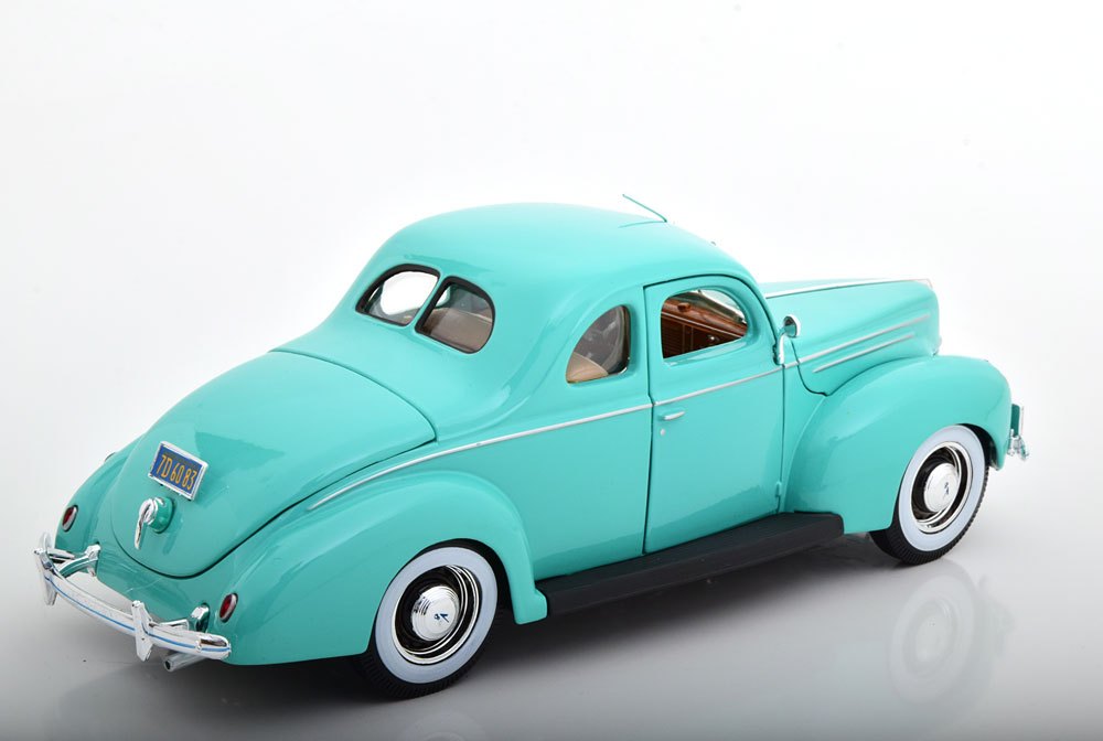 1939 Deluxe Blue: No package: Image 3