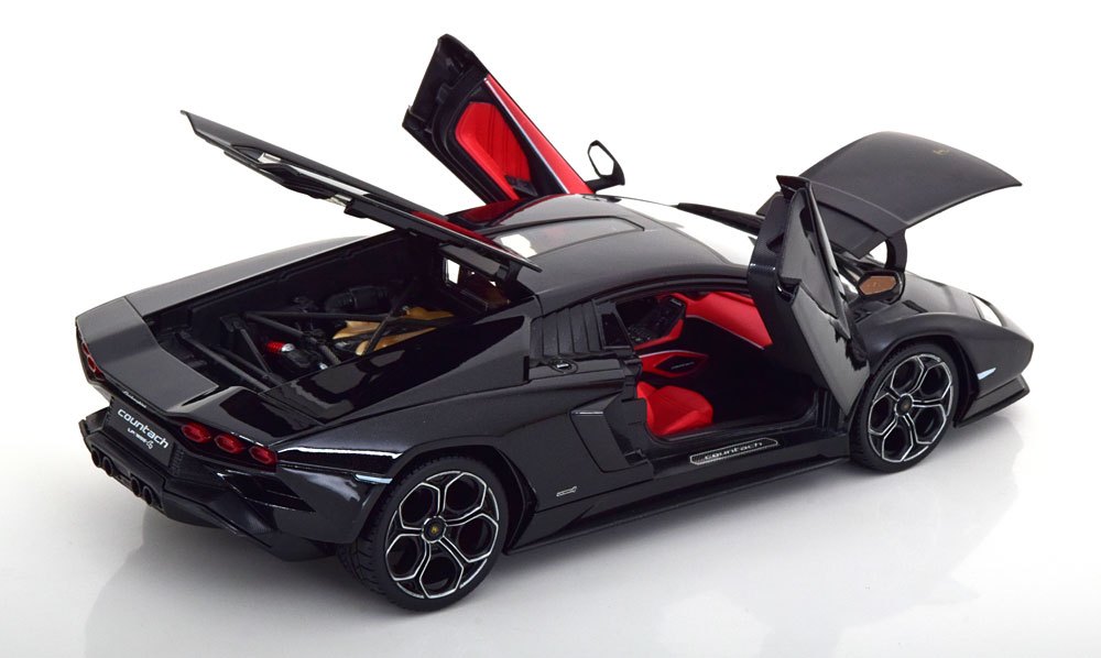 2021 Countach LPI 800-4 Black: No package: Image 5