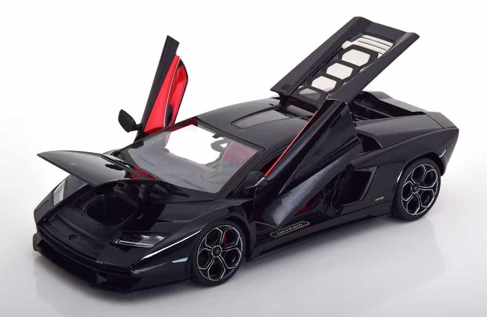 2021 Countach LPI 800-4 Black: No package: Image 4