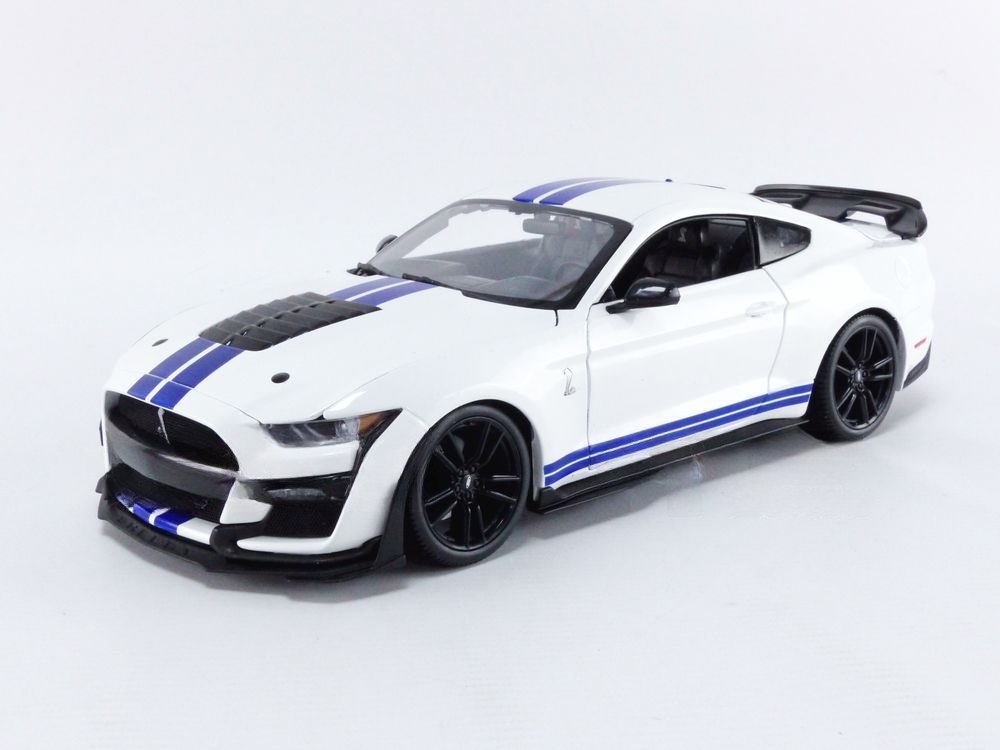 2020 Mustang Shelby GT500 ( White: No package: Image 6