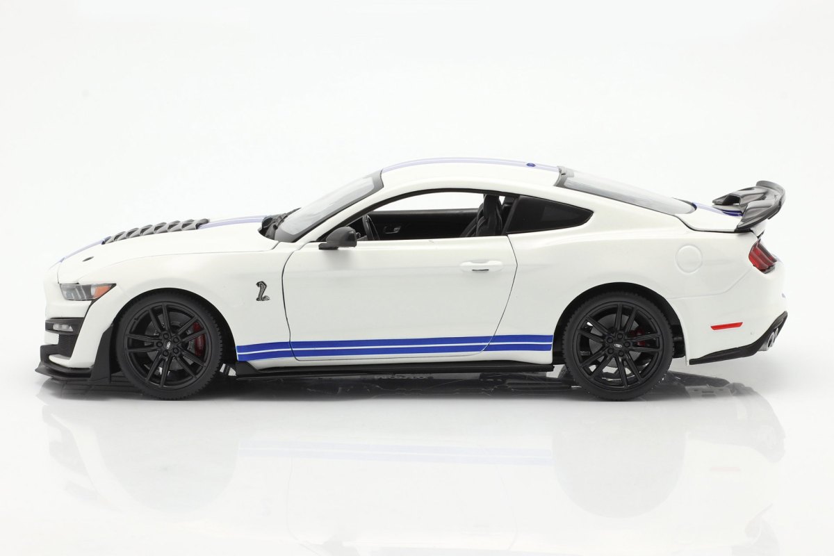 2020 Mustang Shelby GT500 ( White: No package: Image 23