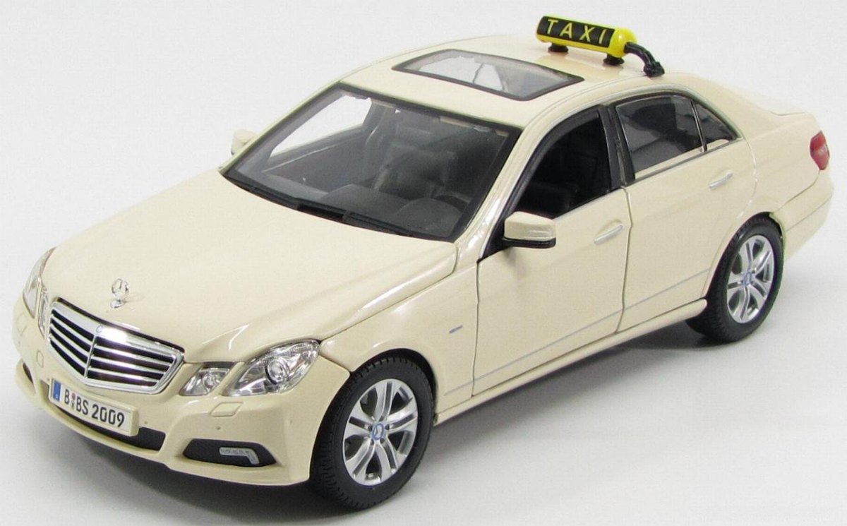 2009 E-Class (W212) Beige: No package: Image 8