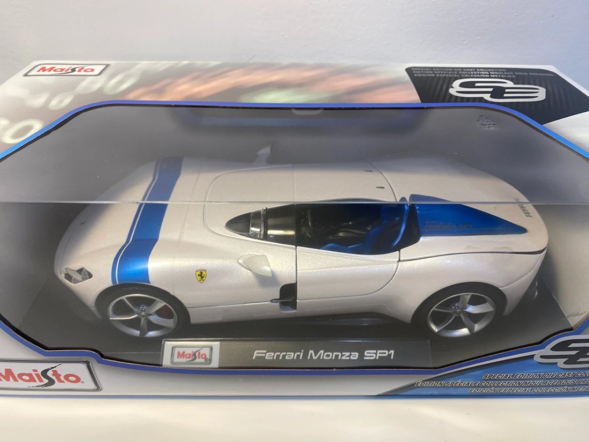 Monza SP1 White: No package: Image 2