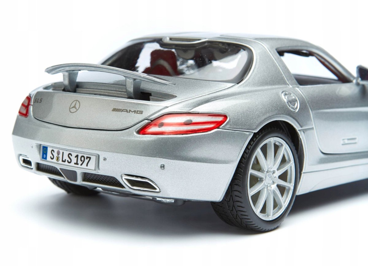 SLS AMG: No package: Image 10