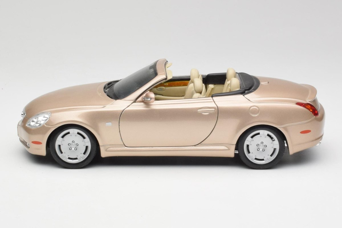 2002 SC430 Beige: No package: Image 4