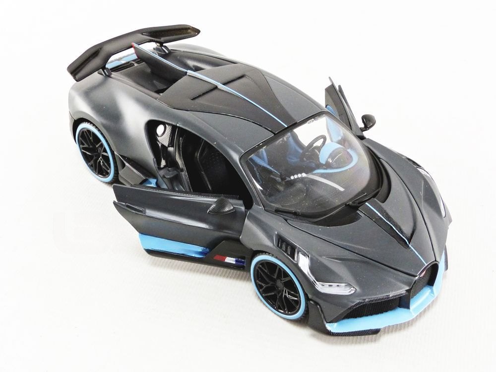 2018 Divo Black: No package: Image 4