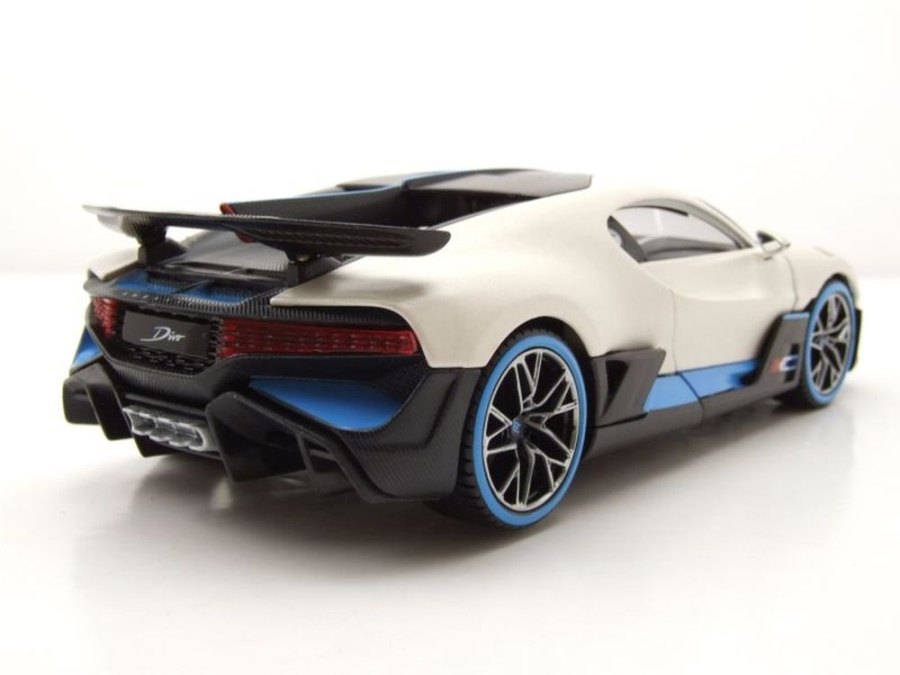 2018 Divo White: No package: Image 9