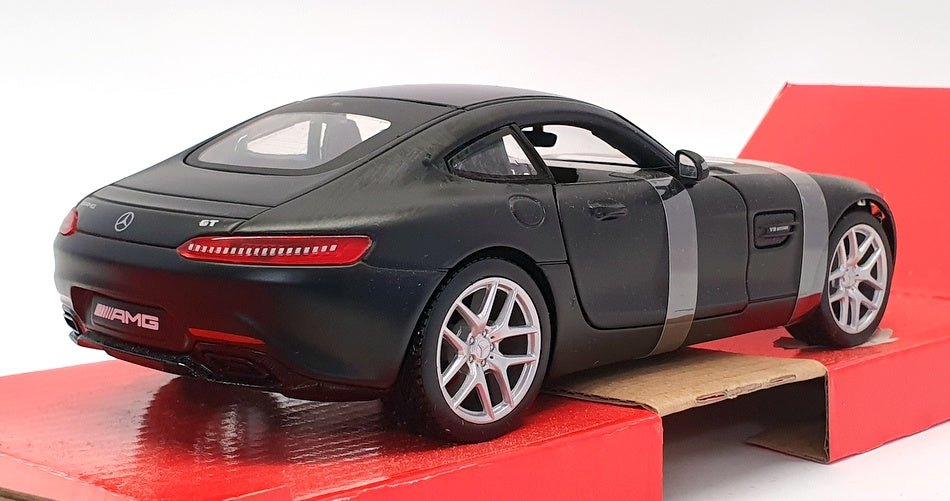 2015 AMG GT Black: No package: Image 4