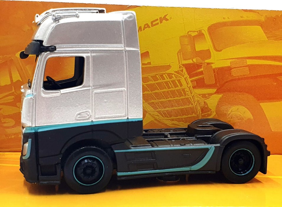 Actros Silver: No package: Image 3