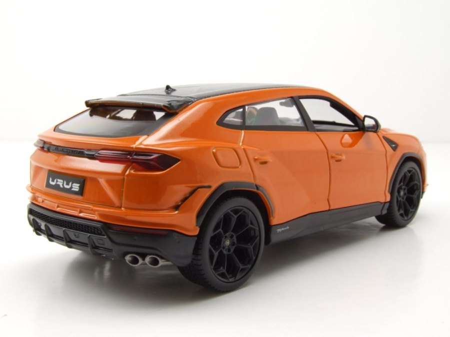 2023 Urus Performante Orange: No package: Image 2
