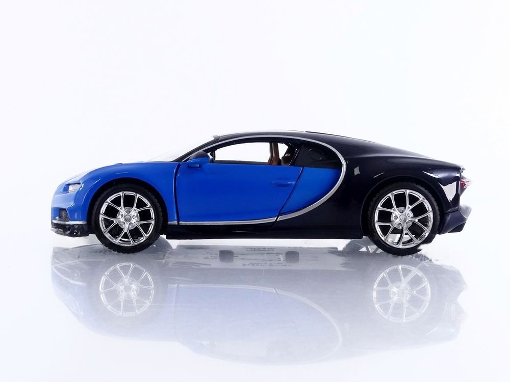 2016 Chiron Blue: No package: Image 6