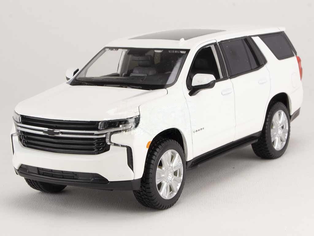 2021 Tahoe White: No package: Image 2