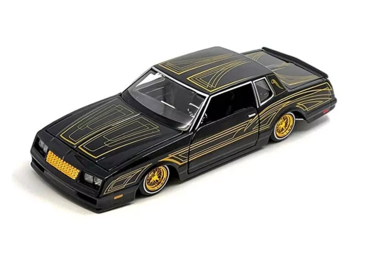 1986 Monte Carlo Lowrider Black: No package: Image 8
