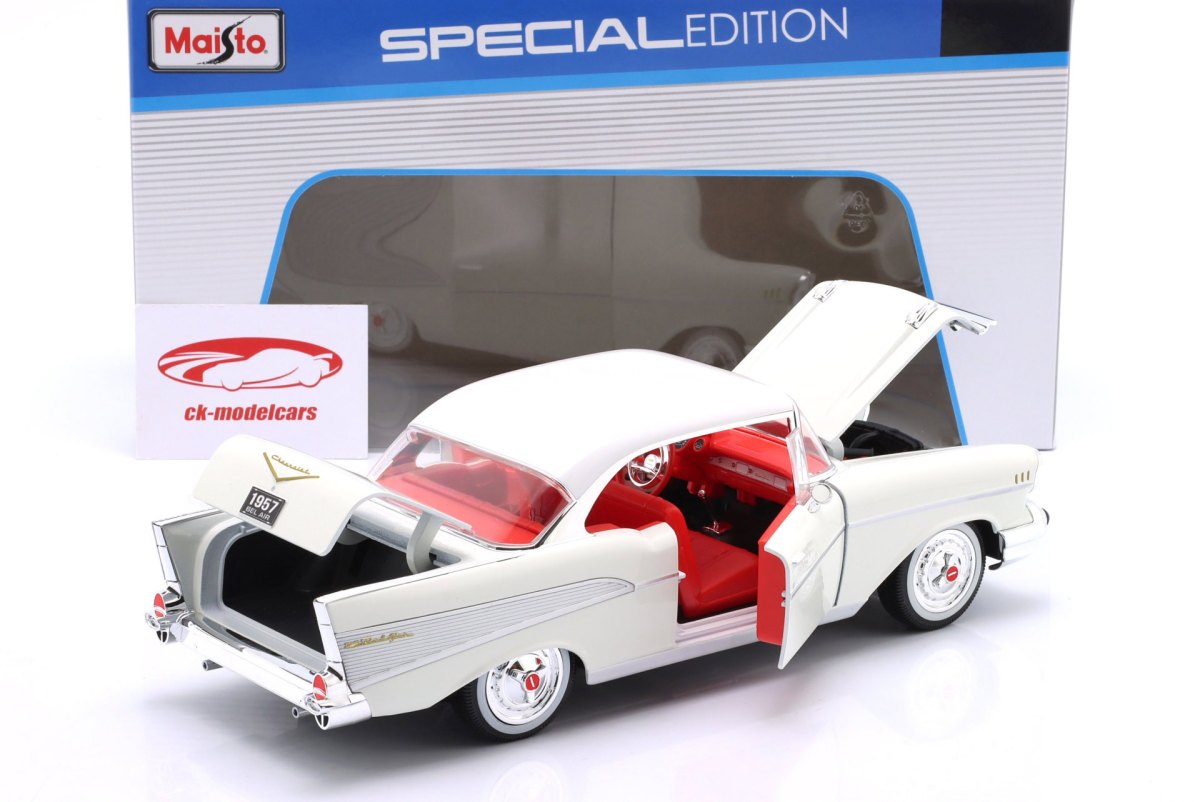 1957 Bel Air Coupe White: No package: Image 10