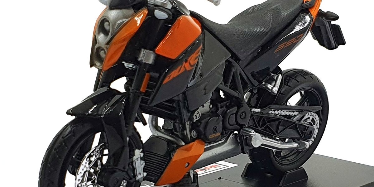 690 Duke Motorbike Orange: No package: Image 6
