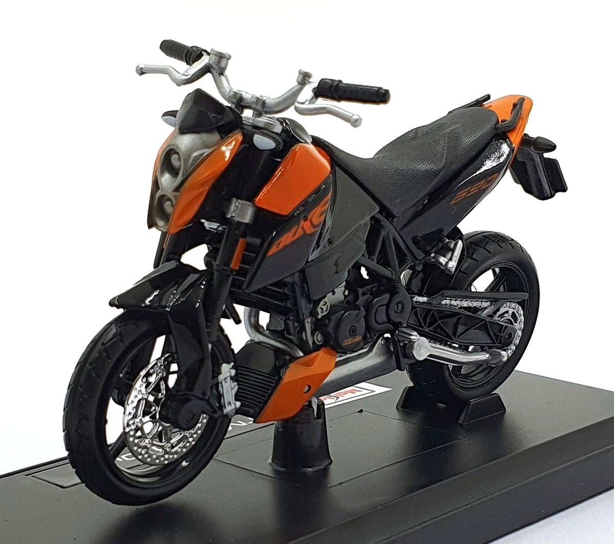 690 Duke Motorbike Orange: No package: Image 9