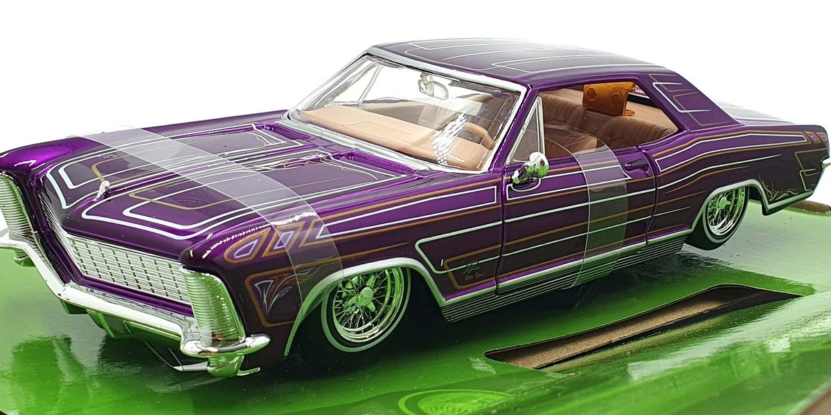 1965 Riviera Purple: No package: Image 6