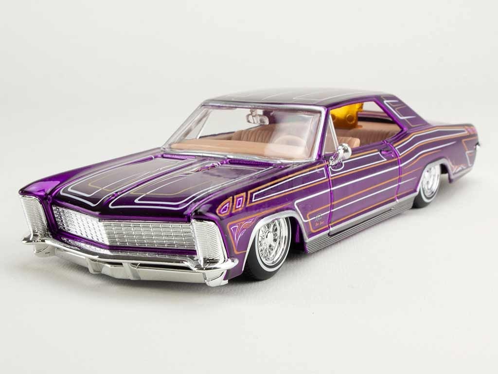 1965 Riviera Purple: No package: Image 13