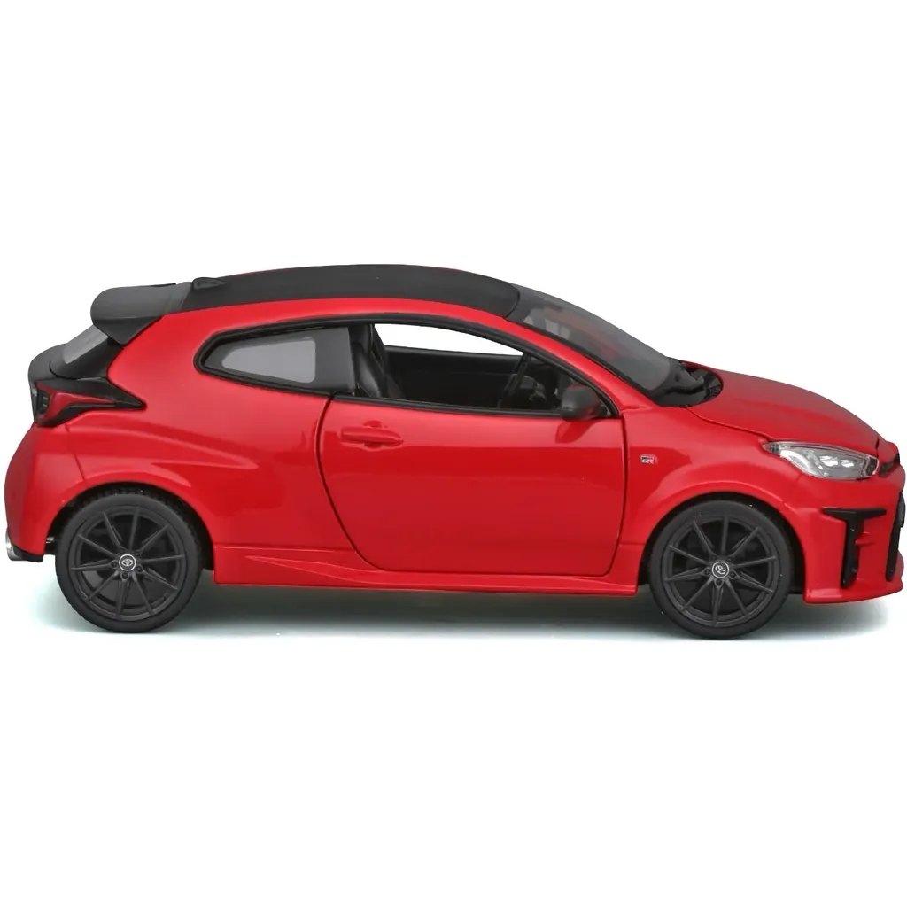 2021 GR Yaris White: No package: Image 6