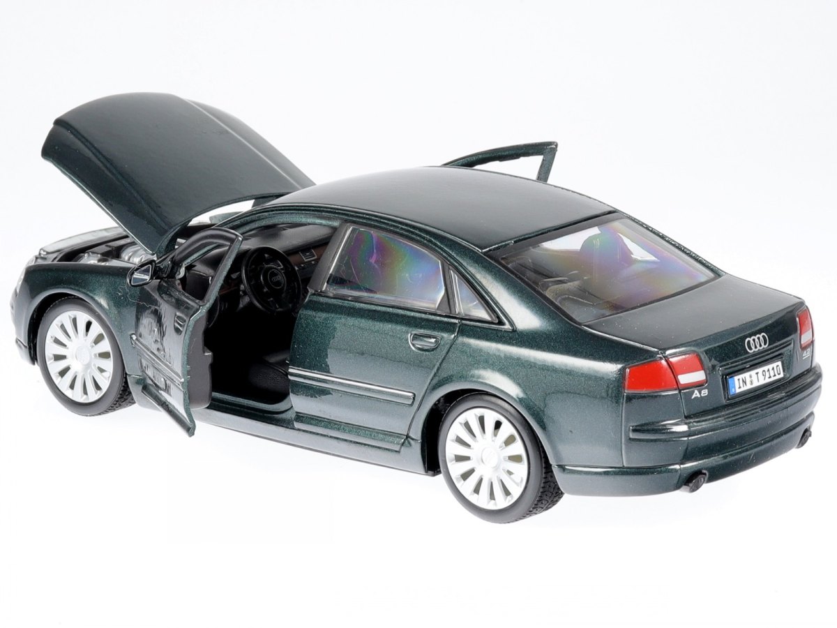 2004 A8 D3 Green: No package: Image 2