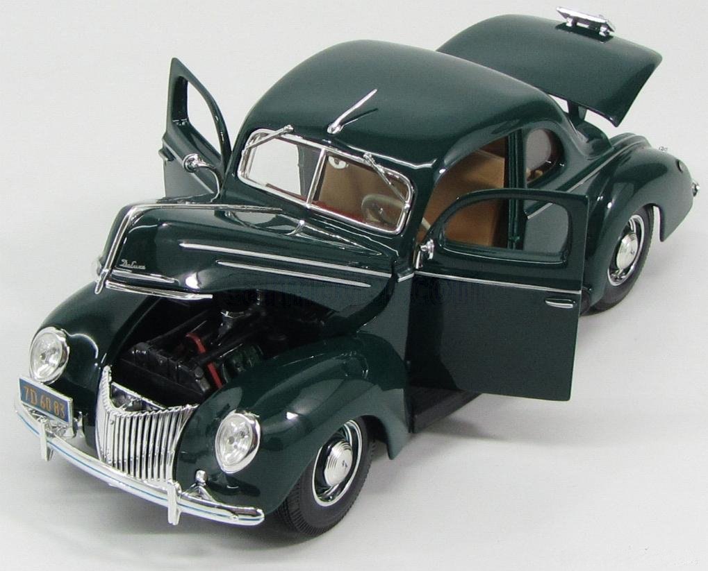1939 Deluxe 2-Door Blue: No package: Image 6