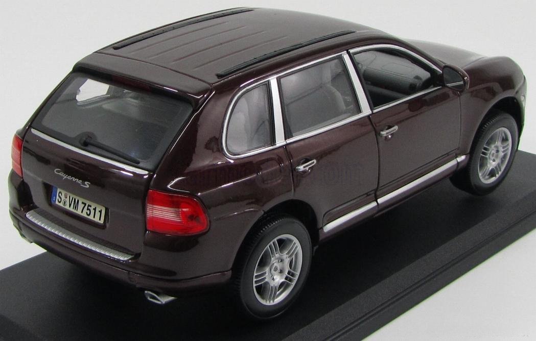 2002 Cayenne S Brown: No package: Image 2