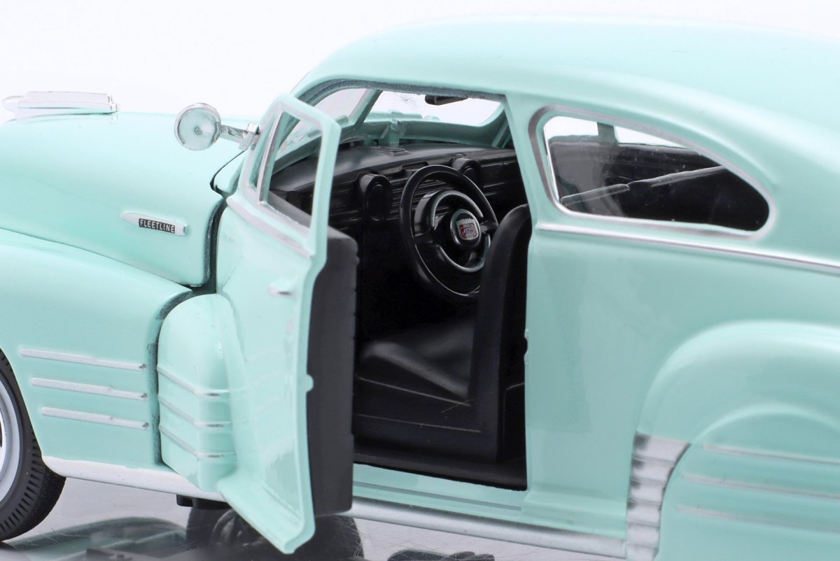 1948 Fleetline Aerosedan ( Green: No package: Image 17