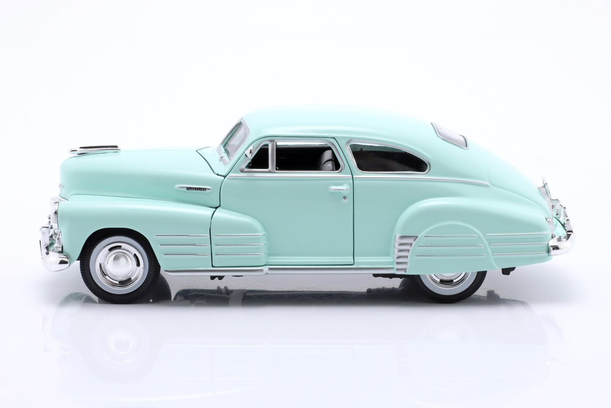 1948 Fleetline Aerosedan ( Green: No package: Image 16
