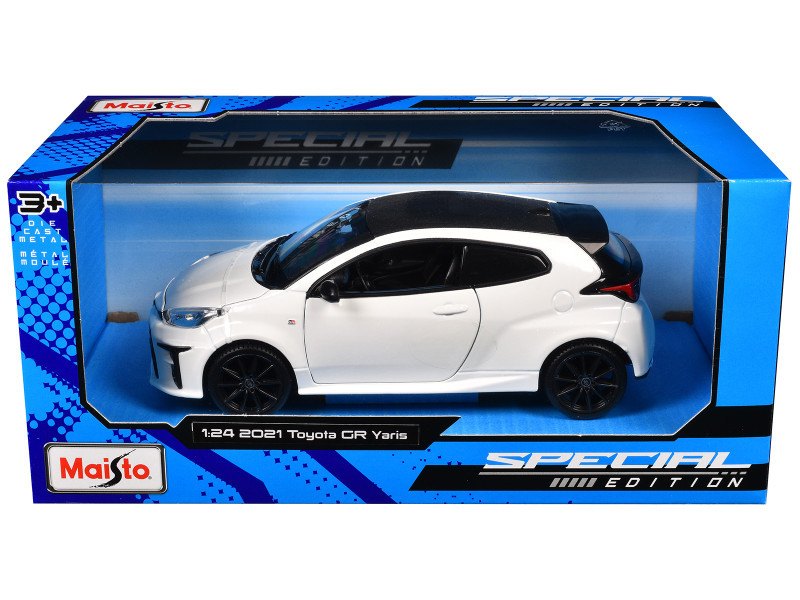 2021 GR Yaris White: No package: Image 3