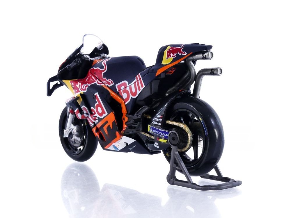 2023 RC16 Red: No package: Image 12